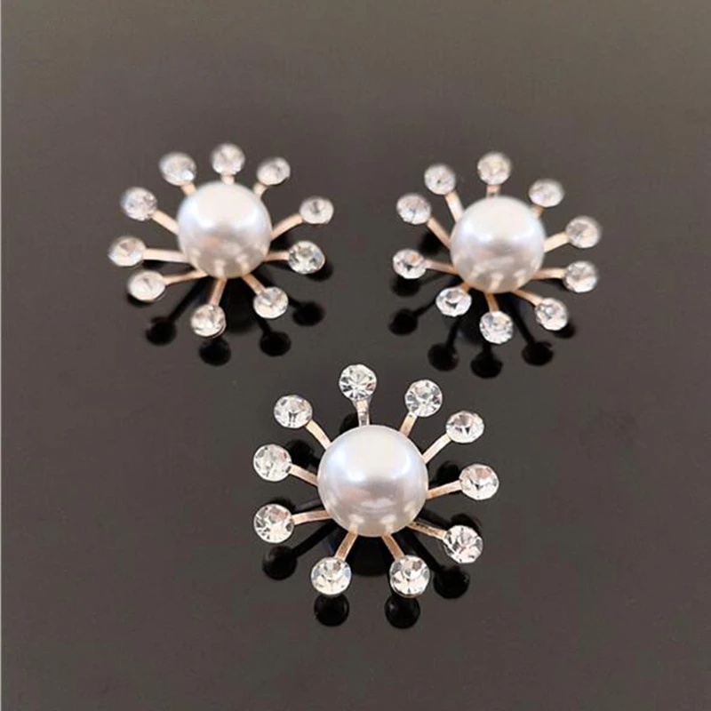 1pcs Rhinestones Buttons Diy Ribbon Wedding Invitations Cards Decoration Trinket Hair Flower Center Scrapbooking Accessory
1pcs Rhinestones Buttons Diy Ribbon Wedding Invitations Cards Decoration Trinket Hair Flower Center Scrapbooking Accessory