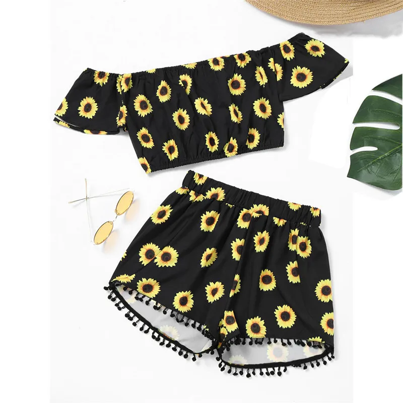 Fashion Women Off Shoulder Sunflower Print And Tassel Shorts Two-Piece Set Dropship J#1
Fashion Women Off Shoulder Sunflower Print And Tassel Shorts Two-Piece Set Dropship J#1