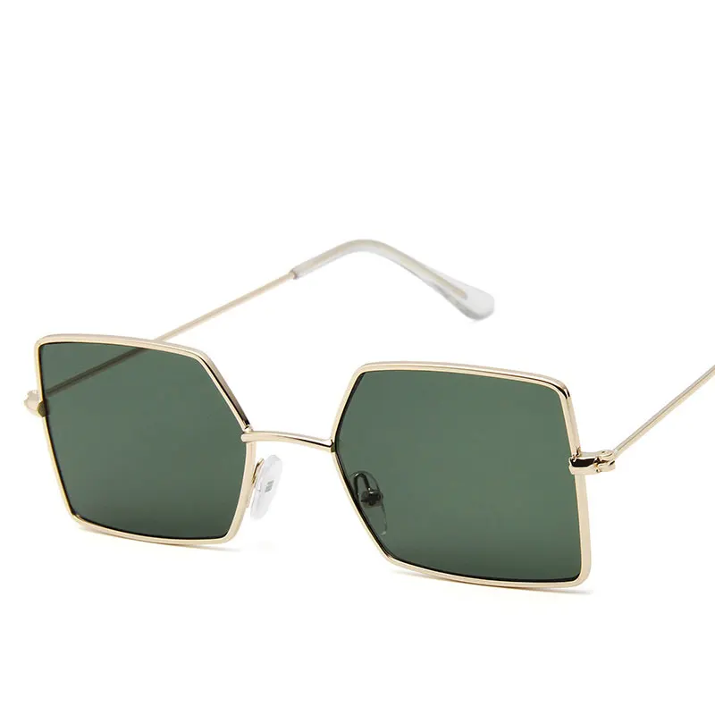 Colorful female sunglasses thick cute jelly color fashion outdoor glasses Square border Metal frame multicolor famous brand
Colorful female sunglasses thick cute jelly color fashion outdoor glasses Square border Metal frame multicolor famous brand