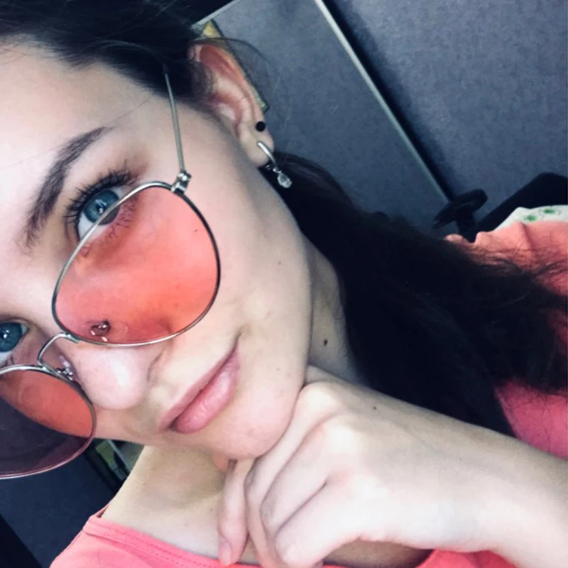 Sexy Small Vintage Cat Eye Sunglasses Women Metal Frame Mirror Sun Glasses Female Ladies Cateyes Retro Glasses Z001
Sexy Small Vintage Cat Eye Sunglasses Women Metal Frame Mirror Sun Glasses Female Ladies Cateyes Retro Glasses Z001