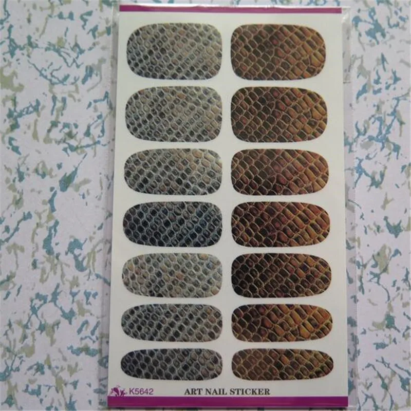 2018 New Fashion 1 Sheet Nail Art Stickers Snake Skin Nail Foils Decal Crocodile Manicure Decor Tools Nail Sticker
2018 New Fashion 1 Sheet Nail Art Stickers Snake Skin Nail Foils Decal Crocodile Manicure Decor Tools Nail Sticker