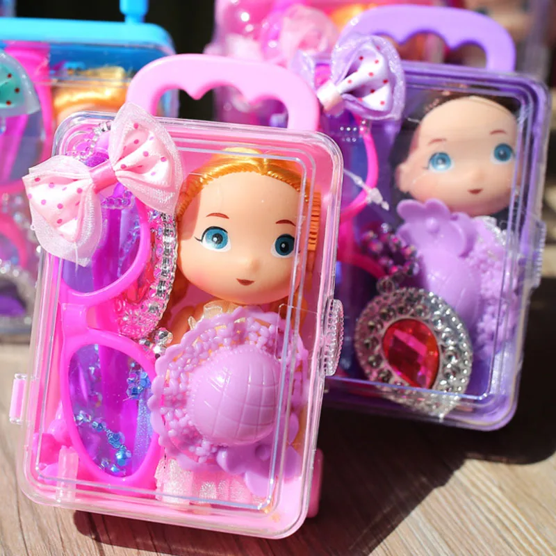 2019 Beautiful Mini Doll Toy Multicolor Decoration Suitcase Doll Toy for Cartoon Doll Toy Drop Shipping
2019 Beautiful Mini Doll Toy Multicolor Decoration Suitcase Doll Toy for Cartoon Doll Toy Drop Shipping