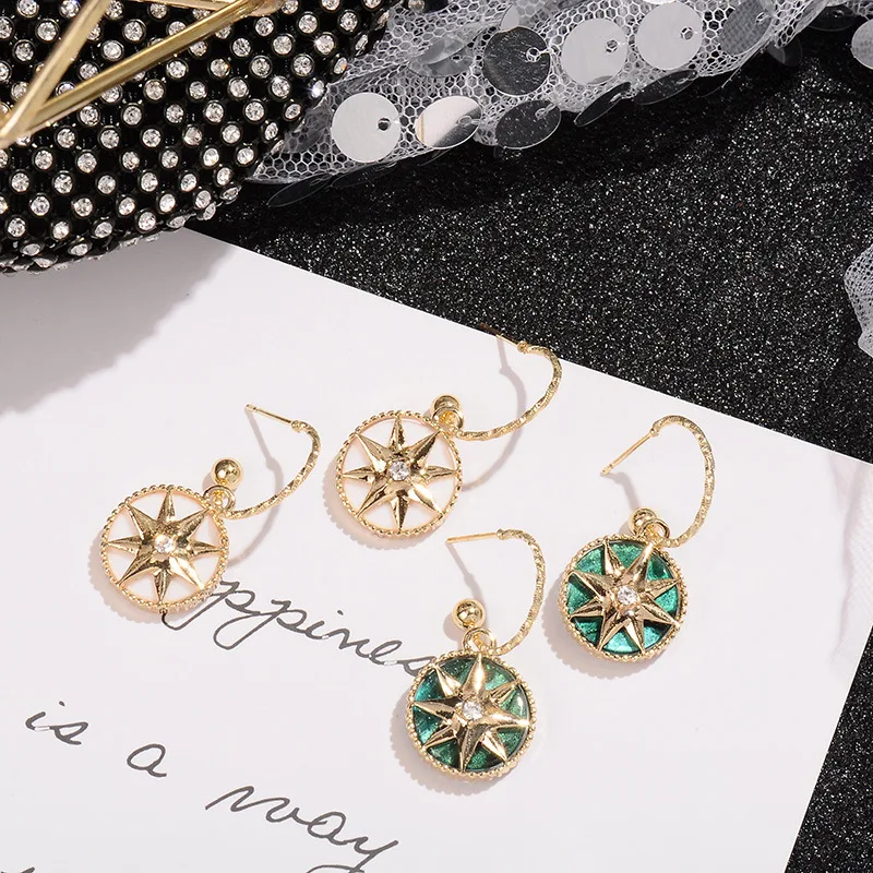 fashion Retro personality earrings Temperament korean earrings vintage earrings 
fashion Retro personality earrings Temperament korean earrings vintage earrings