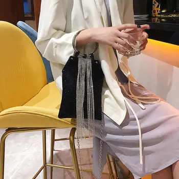 New small bag female new Korean version of the chain tassel shoulder bag fashion personality wild Messenger small square ba
New small bag female new Korean version of the chain tassel shoulder bag fashion personality wild Messenger small square ba