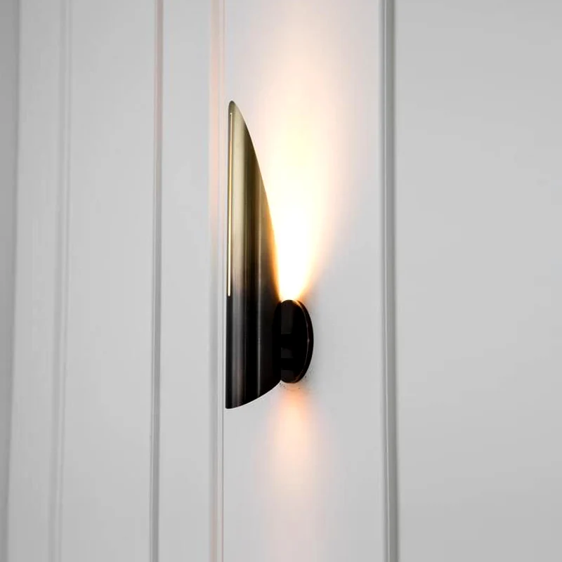 Nordic Bedroom Bedside Lamp Wall Lamp Simple Modern Aisle Corridor Hotel Golden Background Wall Lamp Creative LED Lamp
Nordic Bedroom Bedside Lamp Wall Lamp Simple Modern Aisle Corridor Hotel Golden Background Wall Lamp Creative LED Lamp