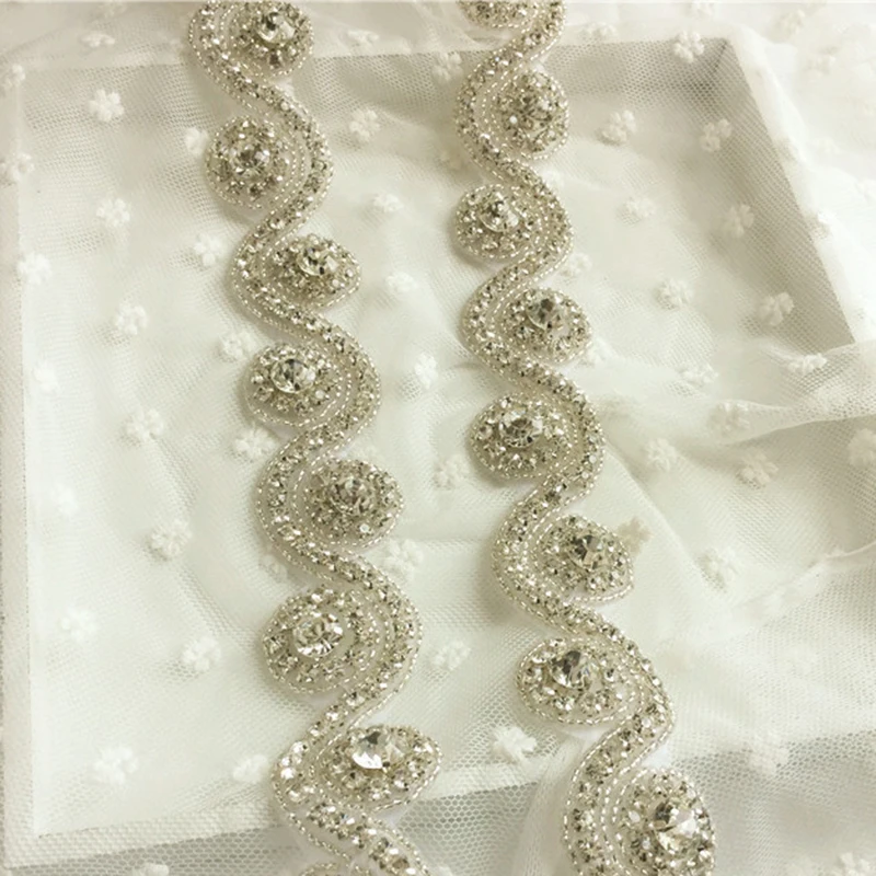 1 Yard Handmade Clear Crystal Rhinestone Applique Iron-On Hot-Fix Sewing Crafts For Wedding Dress Bridal Sash Belt
1 Yard Handmade Clear Crystal Rhinestone Applique Iron-On Hot-Fix Sewing Crafts For Wedding Dress Bridal Sash Belt
