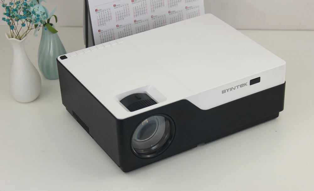 BYINTEK MOON K11 mini LED projector (5)