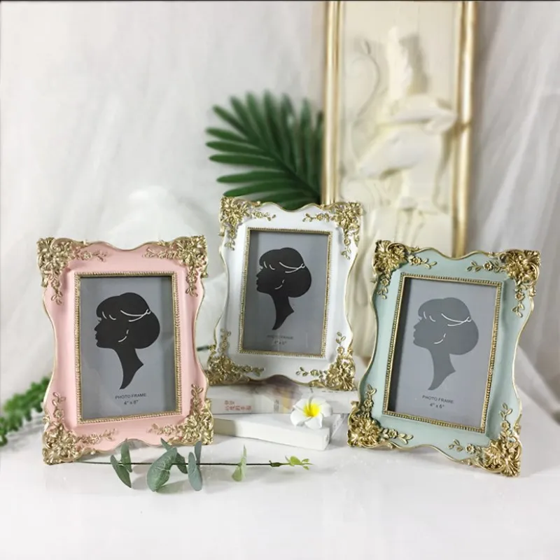 European-Style Photo Frame Retro Creative Home Small Gift 6-Inch Resin Wedding Photo Frame / Family Picture Frame
European-Style Photo Frame Retro Creative Home Small Gift 6-Inch Resin Wedding Photo Frame / Family Picture Frame