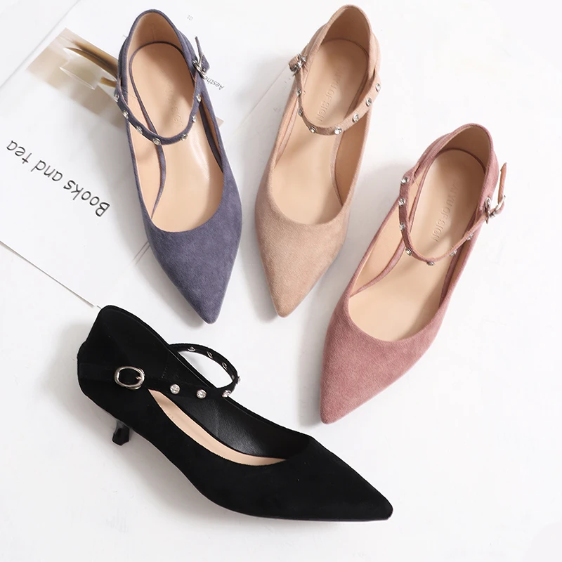 Shoes Woman 2019 High Heels Shoes Women Flock Rivets Straps Point Toe Small Cat Heels Female Sandals Office Lady Party Pumps
Shoes Woman 2019 High Heels Shoes Women Flock Rivets Straps Point Toe Small Cat Heels Female Sandals Office Lady Party Pumps