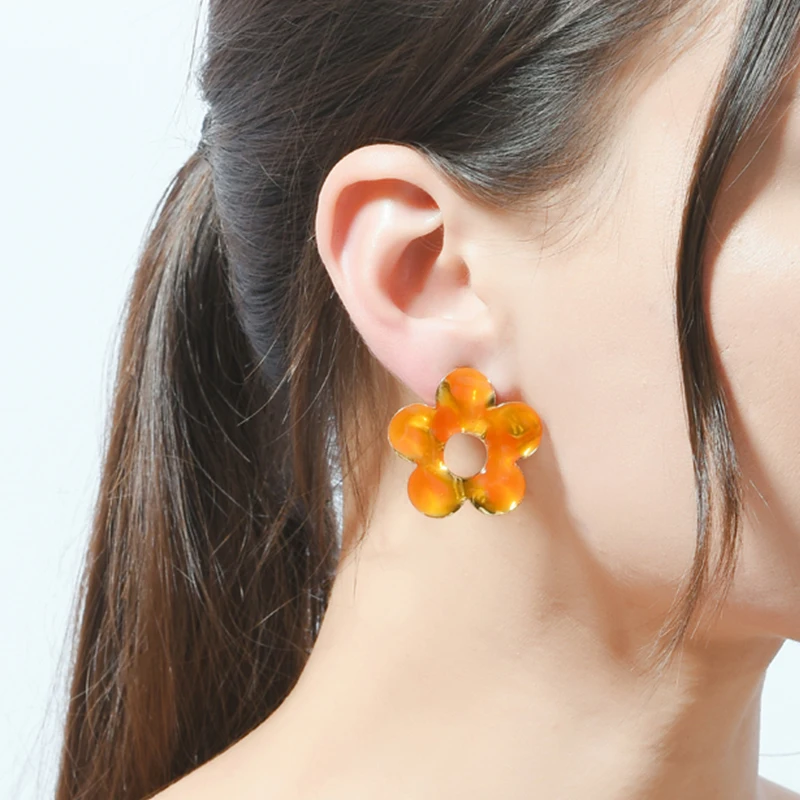 Wuli&baby Pink Green Orange Enamel Flower Stud Earrings Women Elegant Korean Style Earrings
Wuli&baby Pink Green Orange Enamel Flower Stud Earrings Women Elegant Korean Style Earrings