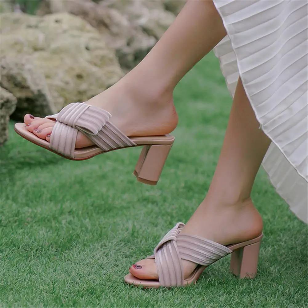 LAPOLAKA Fashion Top Quality Party Pumps Mules Shoes Woman Elegant High Heels Summer Shoes Woman
LAPOLAKA Fashion Top Quality Party Pumps Mules Shoes Woman Elegant High Heels Summer Shoes Woman