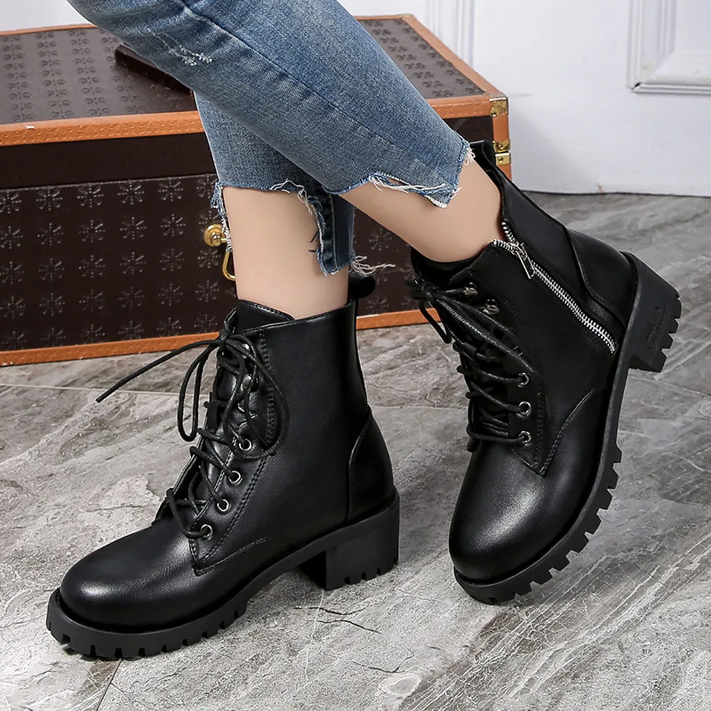 2019 Women's Motorcycle Boots Leather Winter Short Boot Stylish Mid Heels Lace Up Martin Boot Warm Retro Ankle Shoes Gothic
2019 Women's Motorcycle Boots Leather Winter Short Boot Stylish Mid Heels Lace Up Martin Boot Warm Retro Ankle Shoes Gothic