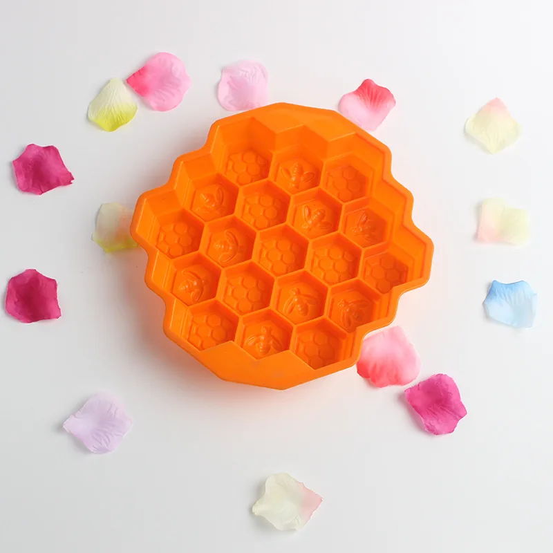 Honeycomb Honey Bee silicone cake chocolate mold High temperature baking tool mold
Honeycomb Honey Bee silicone cake chocolate mold High temperature baking tool mold