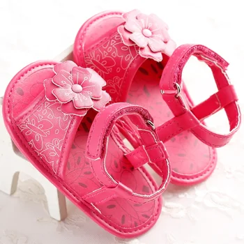 Baby child female baby totem flower solid color soft bottom baby shoes
Baby child female baby totem flower solid color soft bottom baby shoes