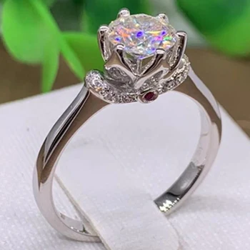 1 Carat 18K White Gold Moissanite Diamond Ring Flower Ruby Luxury Classic Women Wedding Party Engagement Anniversary Ring 1 Ct
1 Carat 18K White Gold Moissanite Diamond Ring Flower Ruby Luxury Classic Women Wedding Party Engagement Anniversary Ring 1 Ct