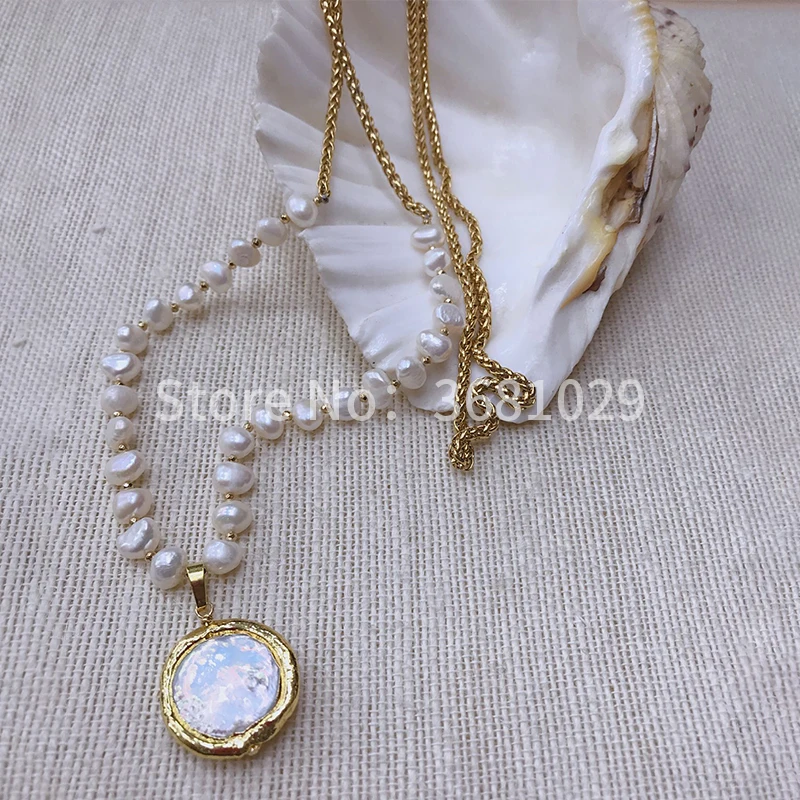 2018 new European and American simple individual fashion exquisite sweater chain pearl round jewelry pendant female
2018 new European and American simple individual fashion exquisite sweater chain pearl round jewelry pendant female