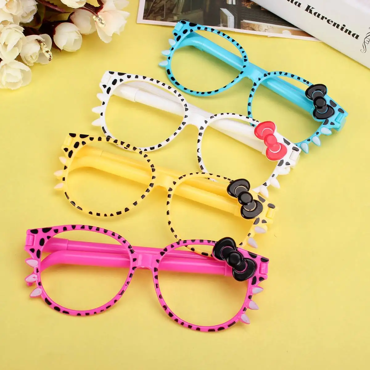 Ballpoint Pen School Creatives Stationery Freebie Hello Novel Office Gift Kitty Cute Chancery 1 Piece Lytwtw's Glasses Bow Blue
Ballpoint Pen School Creatives Stationery Freebie Hello Novel Office Gift Kitty Cute Chancery 1 Piece Lytwtw's Glasses Bow Blue