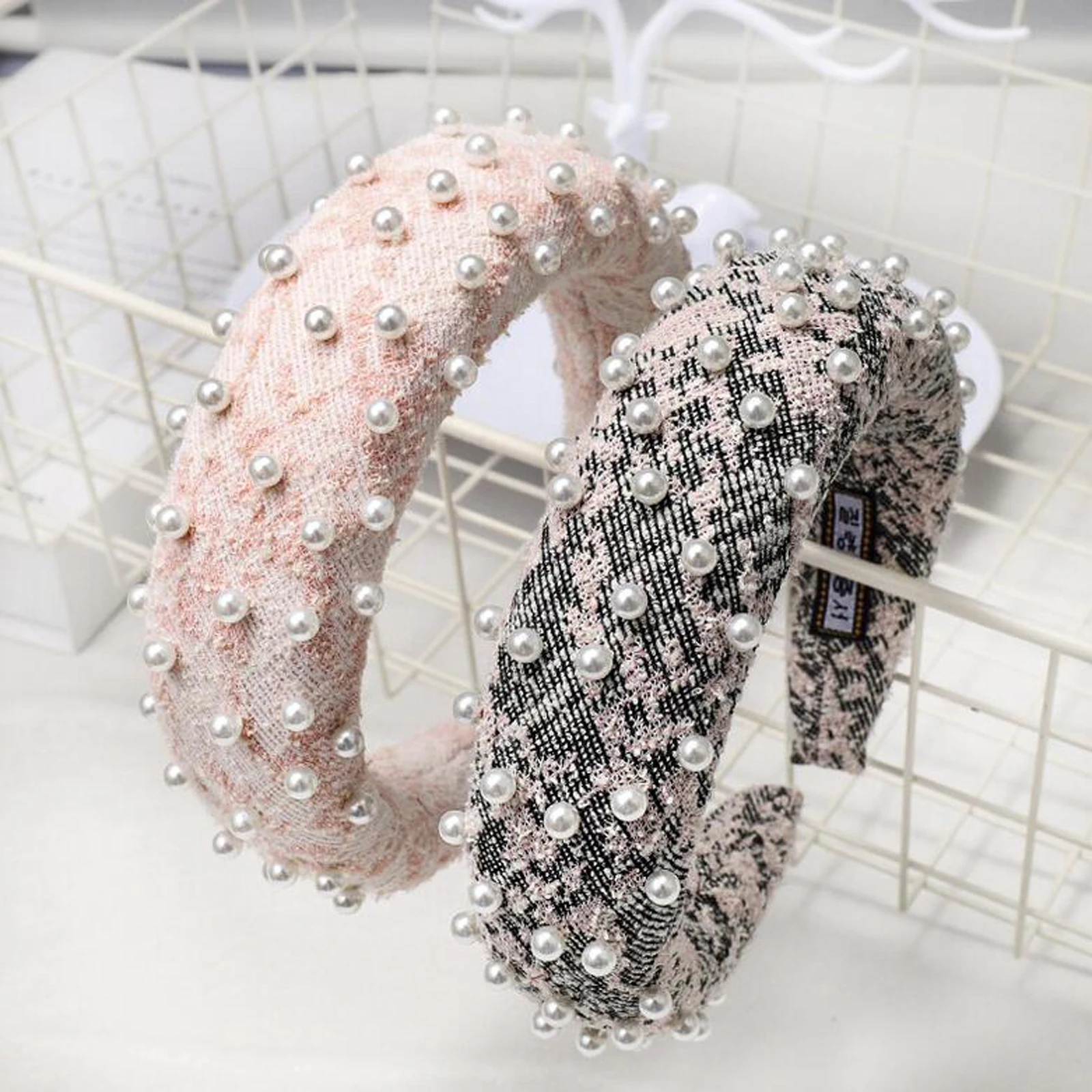 New Thick Flannel Headband Turban Women 4CM Wide Side Hairband Girls Pearls Hair Accessories Headwear Wholesale
New Thick Flannel Headband Turban Women 4CM Wide Side Hairband Girls Pearls Hair Accessories Headwear Wholesale
