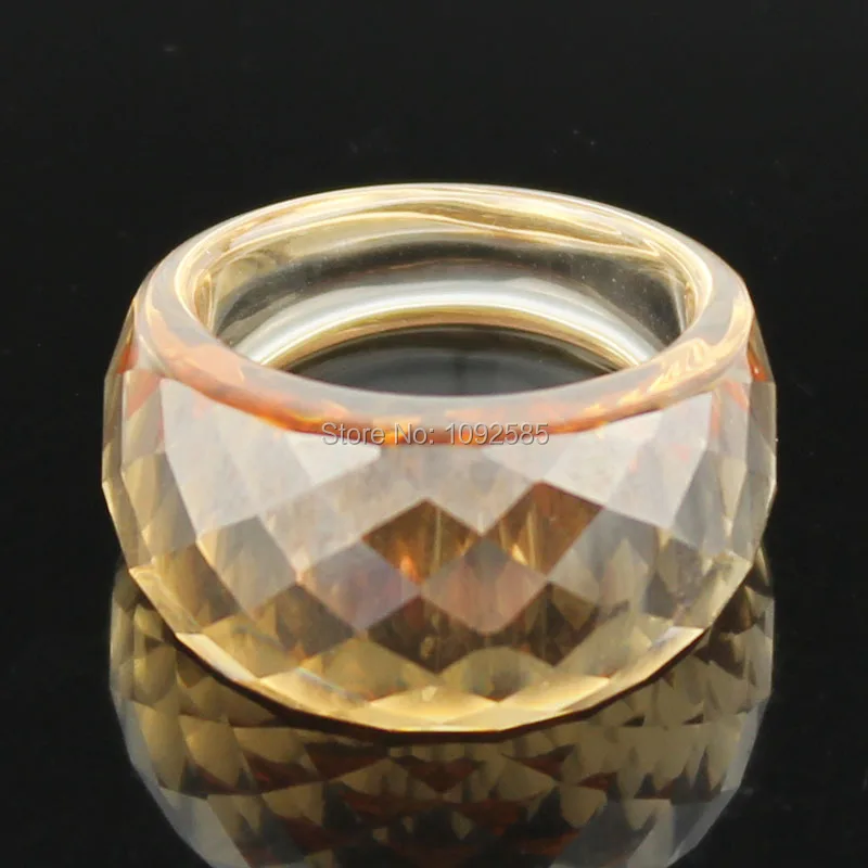 Fashion luxury Jewelry cut crystal Ring High quality Champagne Crystal rings oval design woman ring
Fashion luxury Jewelry cut crystal Ring High quality Champagne Crystal rings oval design woman ring