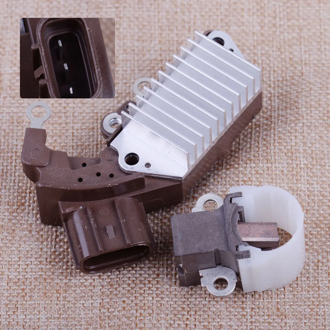 CITALL New 3 Pin Alternator Voltage Regulator Brush Holder 1260001810 2770046060 Fit For Toyota Avalon Lexus ES300 Mazda Pontiac
CITALL New 3 Pin Alternator Voltage Regulator Brush Holder 1260001810 2770046060 Fit For Toyota Avalon Lexus ES300 Mazda Pontiac