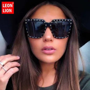 LeonLion 2019 Classic Large Frame Rivet Sunglasses Women Outdoor Shopping Sunglasses Brand Designer UV400 Oculos De Sol UV400
LeonLion 2019 Classic Large Frame Rivet Sunglasses Women Outdoor Shopping Sunglasses Brand Designer UV400 Oculos De Sol UV400