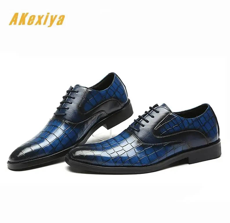classic design Men Dress Formal groom Shoes gentleman royal blue yellow Wedding Shoes Men Homecoming oxford Shoes for man
classic design Men Dress Formal groom Shoes gentleman royal blue yellow Wedding Shoes Men Homecoming oxford Shoes for man