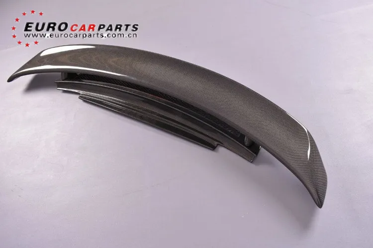 On sale! R8 GT rear wing fit for AD R8 V8 V10 GT style carbon fiber material R8 rear wing with trunk lid mesh (1)