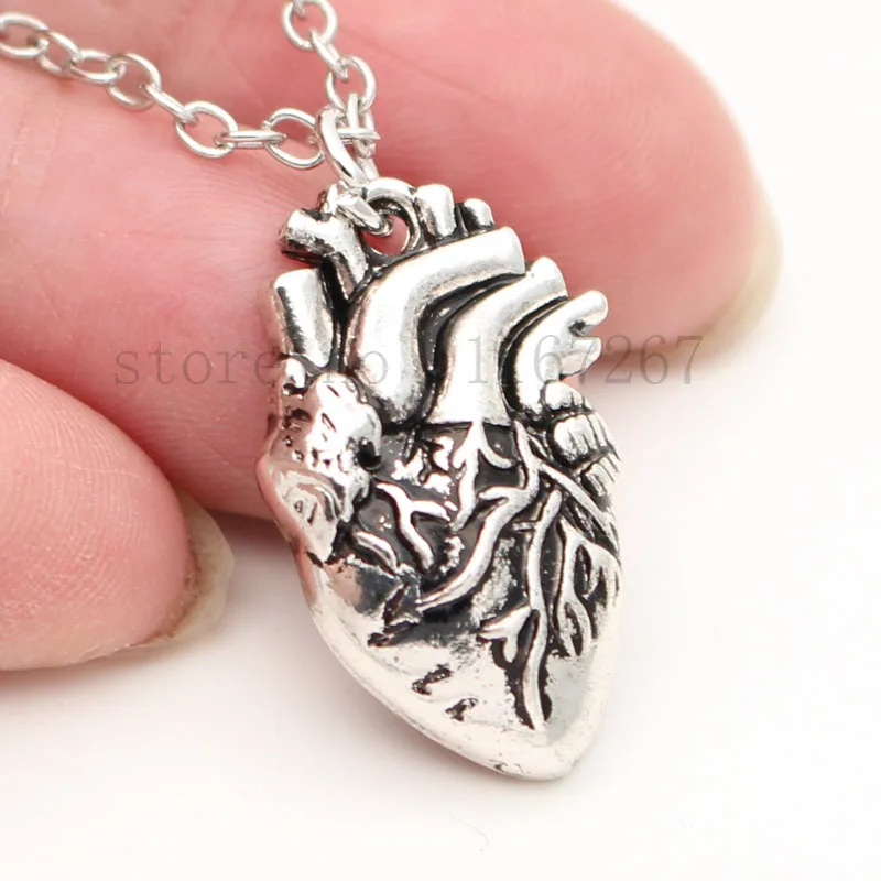 The Walking Dead jewelry Phantom Jewelry Womens Retro Silver Anatomical Half Heart Necklace Zombie heart jewelry
The Walking Dead jewelry Phantom Jewelry Womens Retro Silver Anatomical Half Heart Necklace Zombie heart jewelry