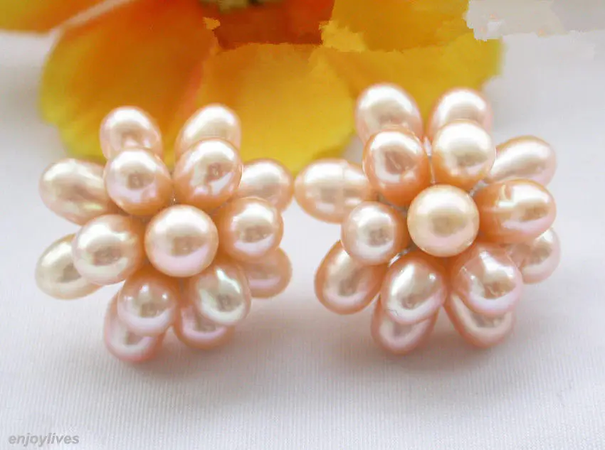 Free shipping Fashion Genuine Pink Freshwater Rice Pearl Flower 18KWGP Stud Earrings
Free shipping Fashion Genuine Pink Freshwater Rice Pearl Flower 18KWGP Stud Earrings