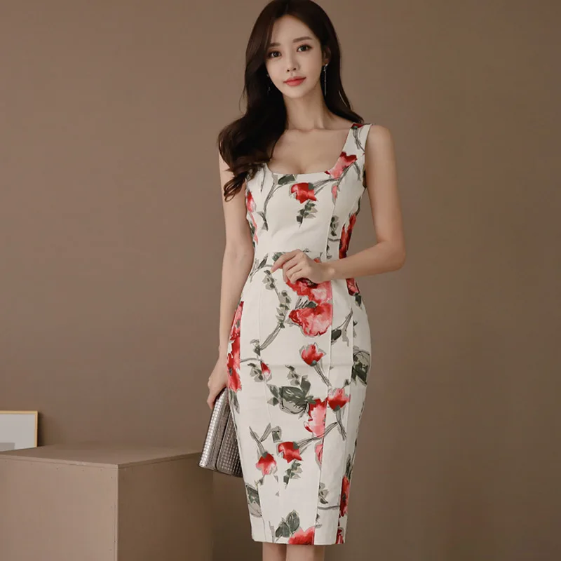 2019 Summer Floral Print Sleeveless Women Dress Square Collar Bodycon Knee-length Female Pencil Dress Hip Package Vestidos femme
2019 Summer Floral Print Sleeveless Women Dress Square Collar Bodycon Knee-length Female Pencil Dress Hip Package Vestidos femme