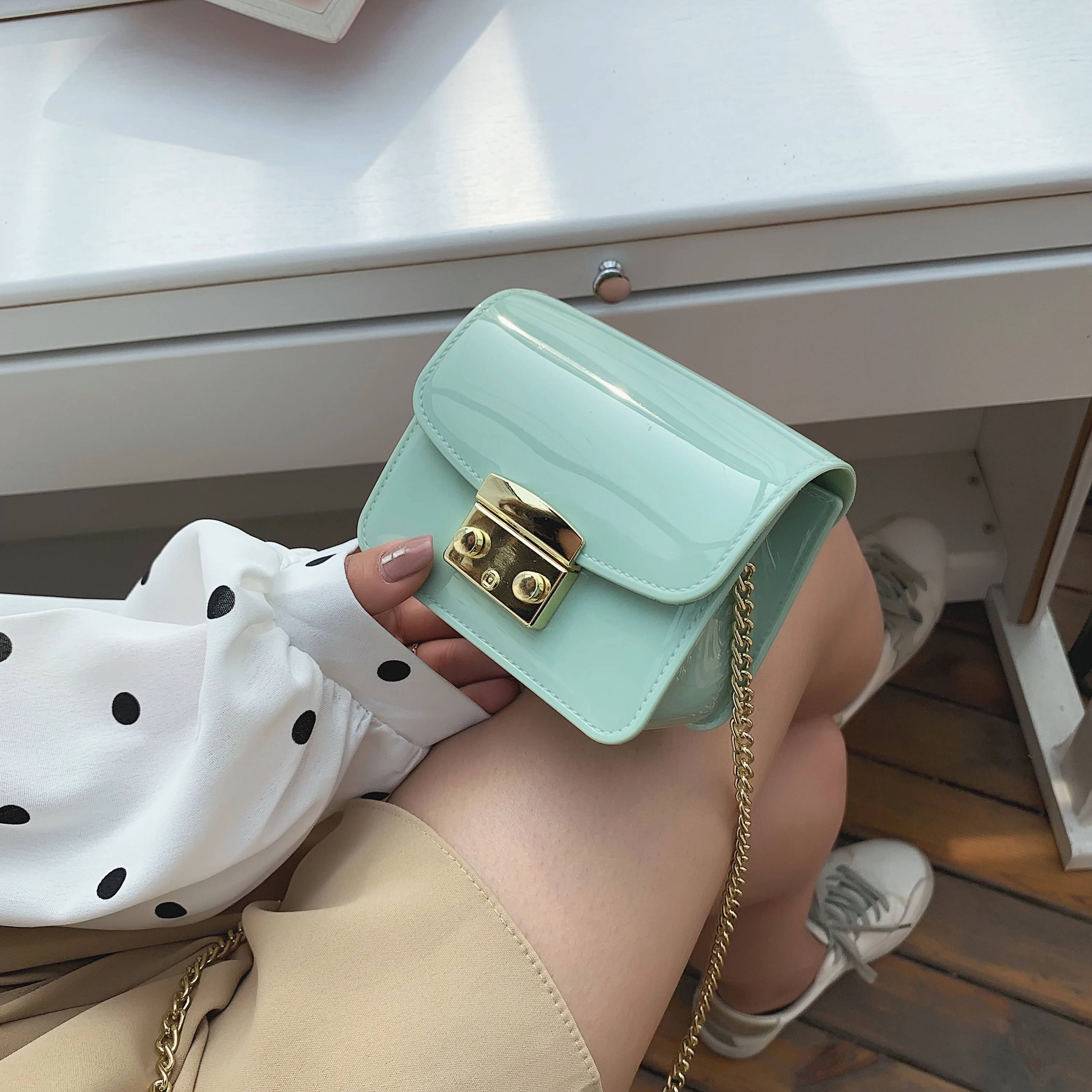 Silicone Mini Crossbody Bags For Women 2019 Summer New Chain Shoulder Bag Girls Lock Purses and Handbags Children Hand Bag
Silicone Mini Crossbody Bags For Women 2019 Summer New Chain Shoulder Bag Girls Lock Purses and Handbags Children Hand Bag