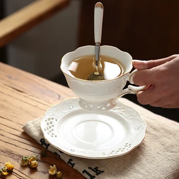 European Style Coffee Cup Saucer Set High-grade Bone China Coffee Sets embossed Gold-painted Ceramic Cup Plate
European Style Coffee Cup Saucer Set High-grade Bone China Coffee Sets embossed Gold-painted Ceramic Cup Plate