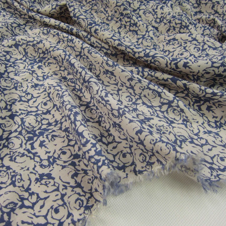 1yard Chinese Blue and White Porcelain Fabric for Shirt Dress DIY Garments Chinese Style Soft Cotton Fabric for DIY Craft Sewing
1yard Chinese Blue and White Porcelain Fabric for Shirt Dress DIY Garments Chinese Style Soft Cotton Fabric for DIY Craft Sewing
