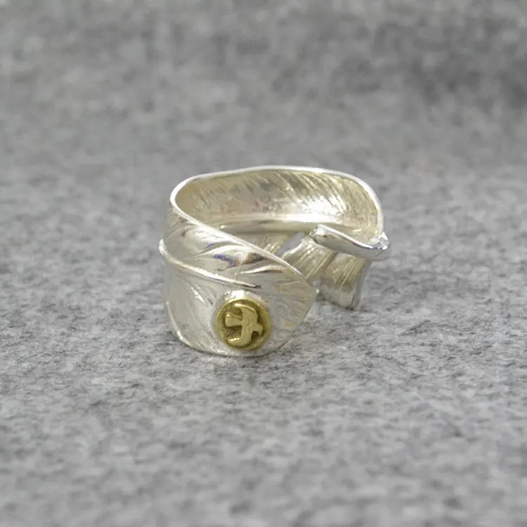 Takahashi Kagura Goro Handmade S925 Sterling Silver Feather Ring Female Open Ended Thai Silver Eagle Retro Accessories
Takahashi Kagura Goro Handmade S925 Sterling Silver Feather Ring Female Open Ended Thai Silver Eagle Retro Accessories