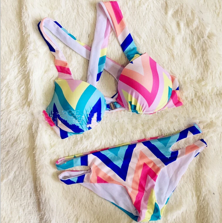 Women's Bandage Bikini Set Push-up Padded Bra Swimsuit Print Wave Bathing Suit Swimwear
Women's Bandage Bikini Set Push-up Padded Bra Swimsuit Print Wave Bathing Suit Swimwear