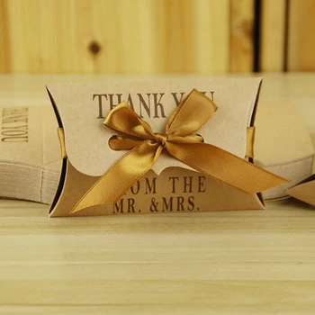 50pcs/set Wedding Favour Sweet Candy Box with Ribbon THANK YOU Cake Gift bag For guests Romantic Wedding Party Decoration
50pcs/set Wedding Favour Sweet Candy Box with Ribbon THANK YOU Cake Gift bag For guests Romantic Wedding Party Decoration