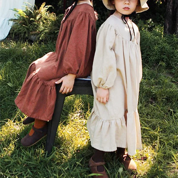 Children Spring New Dress Girls Long Sleeve Pure Color Round Collar Dress Kids Loose Cotton Dress Baby Clothing 
Children Spring New Dress Girls Long Sleeve Pure Color Round Collar Dress Kids Loose Cotton Dress Baby Clothing