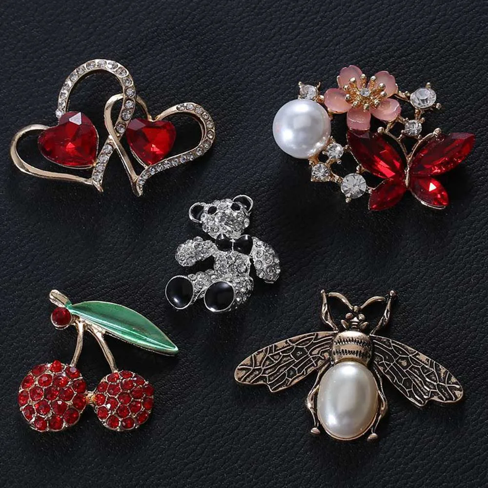 2pcs/lot Heart Rhinestone Buttons For Girl Hair Wedding Invitation Card Crystal Sewing Buttons Dress Crafts Jewelry Accessories
2pcs/lot Heart Rhinestone Buttons For Girl Hair Wedding Invitation Card Crystal Sewing Buttons Dress Crafts Jewelry Accessories