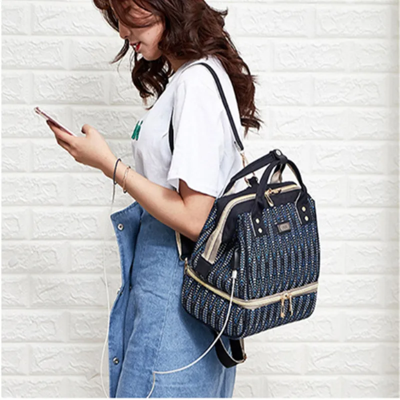 Mummy Maternity Bag Baby Diaper bag Design Foil paper insulated bottle bags Large Capacity Nursing Backpack for Baby Care
Mummy Maternity Bag Baby Diaper bag Design Foil paper insulated bottle bags Large Capacity Nursing Backpack for Baby Care