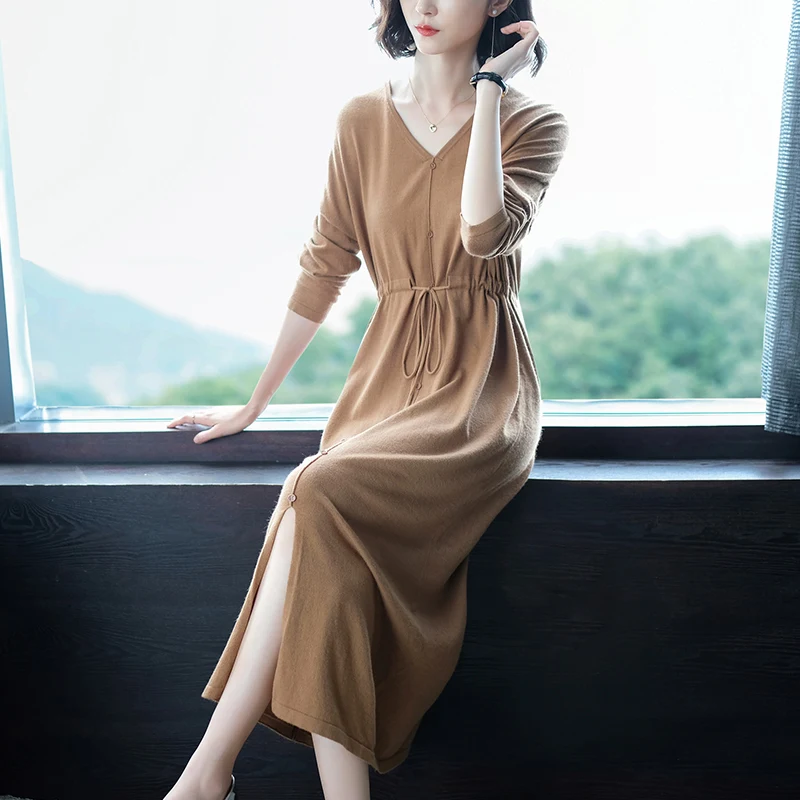 Elegant Women long knitted Dress 2018 Autumn winter long Sleeve V-neck Solid long sweater Dress
Elegant Women long knitted Dress 2018 Autumn winter long Sleeve V-neck Solid long sweater Dress