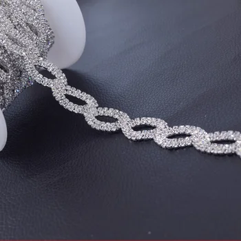 DIY 5Yard New Fashion Cheap Gold Rhinestone Trimming Chain Bridal Costume Applique,applied to Sewing Garment Bags Shoes HF-768
DIY 5Yard New Fashion Cheap Gold Rhinestone Trimming Chain Bridal Costume Applique,applied to Sewing Garment Bags Shoes HF-768