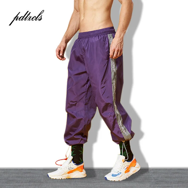 Color Block Patchwork 3M Peflective Embroidery Printing Jogger Pants Men/Women 2018 Autumn Fashion Causual Trousers Track Pants
Color Block Patchwork 3M Peflective Embroidery Printing Jogger Pants Men/Women 2018 Autumn Fashion Causual Trousers Track Pants