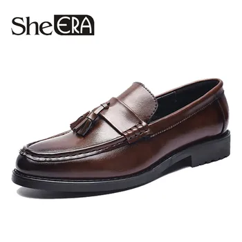 

High Quality Men Leather Formal Loafers Korean Version Tassels Slip-On Driver Dress Loafers Pointed Toe Moccasin Wedding Shoes