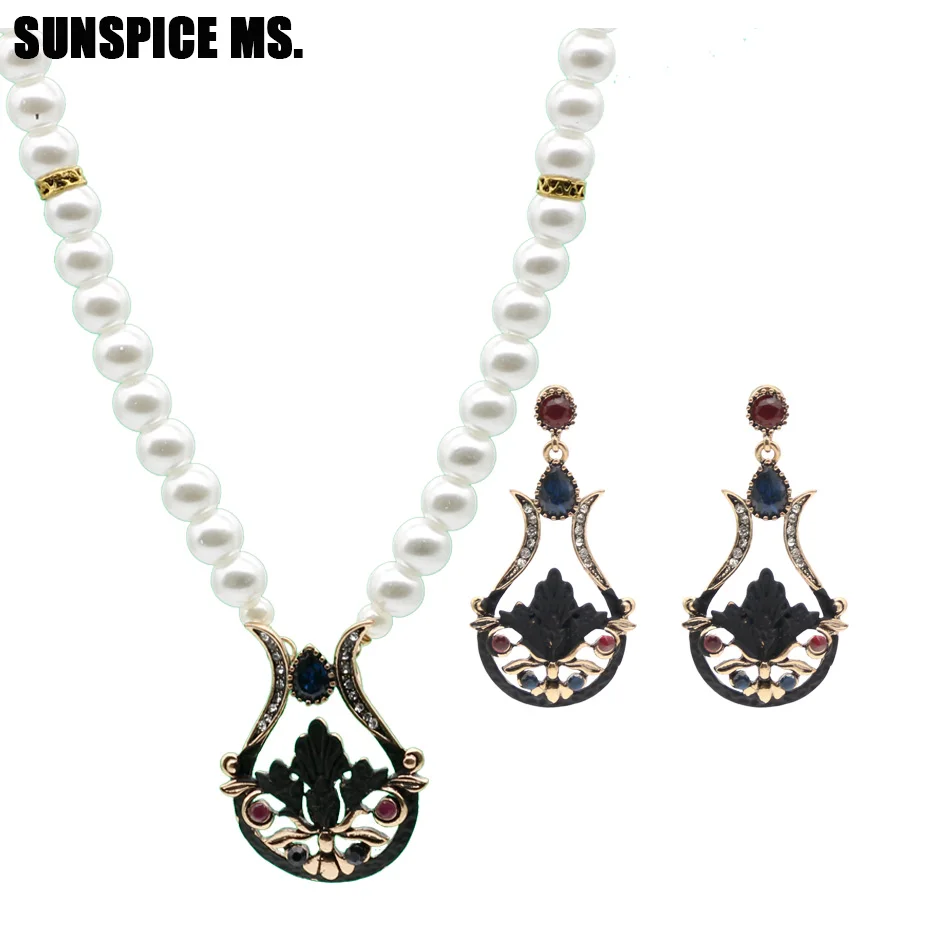 SUNSPICE MS. Ethnic Turkish Women Resin Flower Drop Earrings Pearl Bead Necklace Vintage Indian Bridal Banquet Jewelry Sets
SUNSPICE MS. Ethnic Turkish Women Resin Flower Drop Earrings Pearl Bead Necklace Vintage Indian Bridal Banquet Jewelry Sets