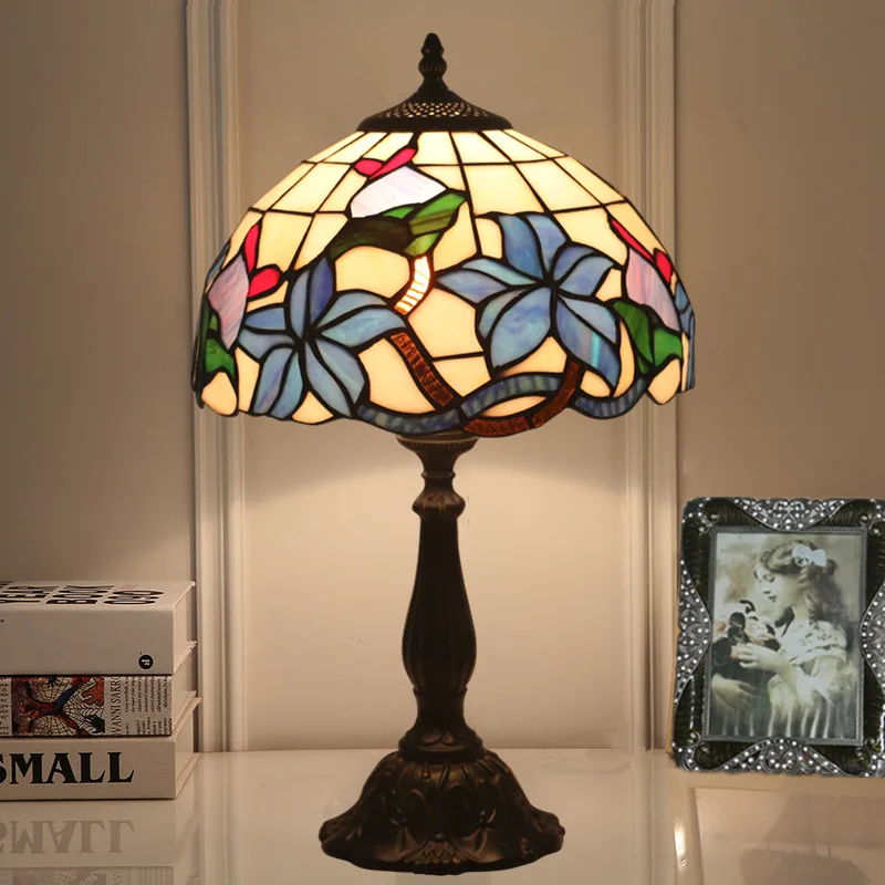 European Art Stained Glass Flowers Bird Table Lamp Beside LED Desk Light Living Room Dining Room Bedroom Decorative Desk Lamp
European Art Stained Glass Flowers Bird Table Lamp Beside LED Desk Light Living Room Dining Room Bedroom Decorative Desk Lamp