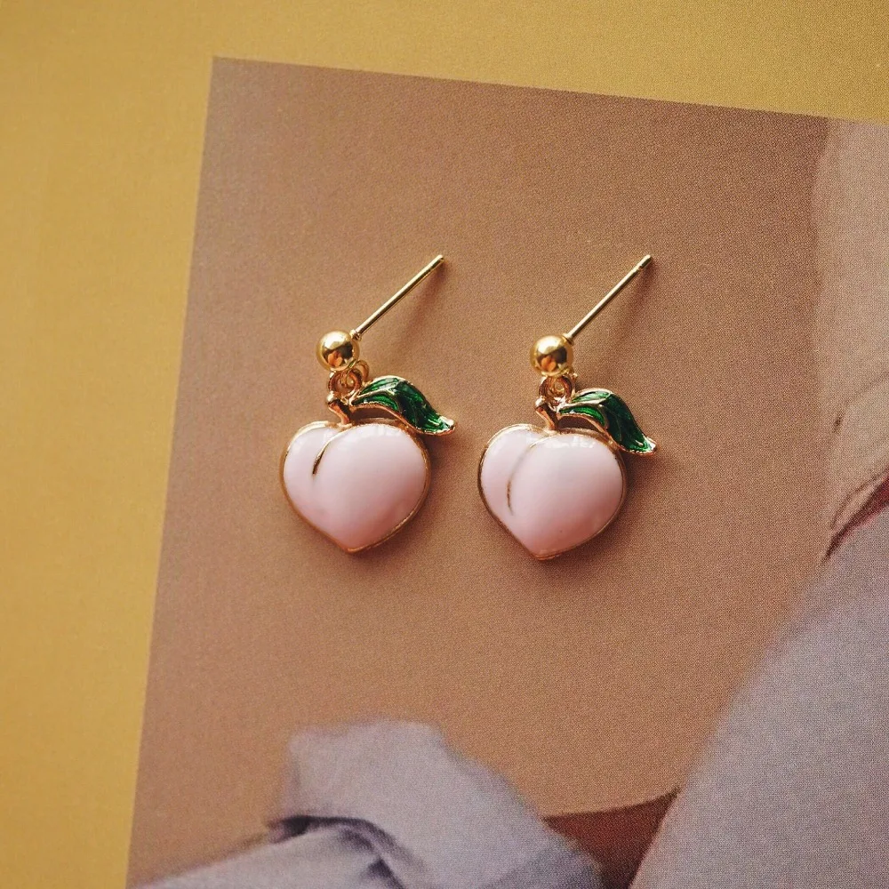 Fashion unique peach earrings lovely cute girl drip restoring fresh fruit summer style peach female stud earrings dropshipp
Fashion unique peach earrings lovely cute girl drip restoring fresh fruit summer style peach female stud earrings dropshipp