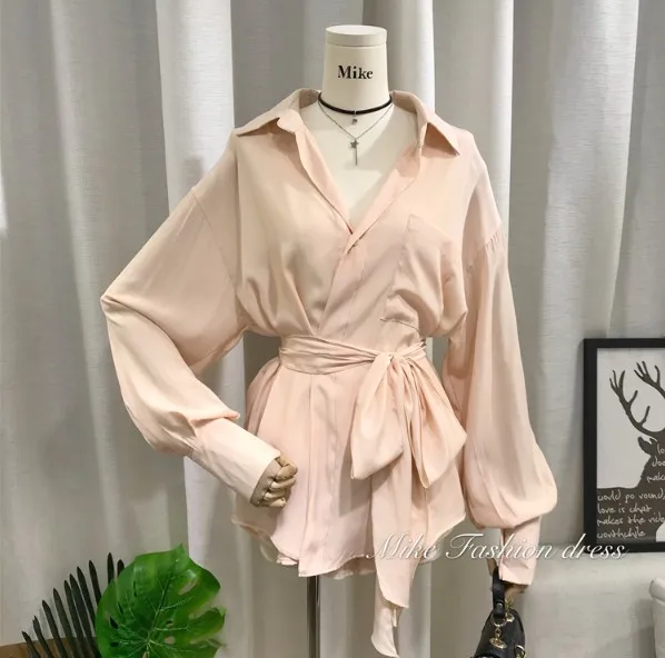 2019 New Spring Pure Color Loose Belt Long-sleeved Blouse Shirt + Wide Leg Shorts Two-piece Lady Girls Casual Shorts Suit
2019 New Spring Pure Color Loose Belt Long-sleeved Blouse Shirt + Wide Leg Shorts Two-piece Lady Girls Casual Shorts Suit