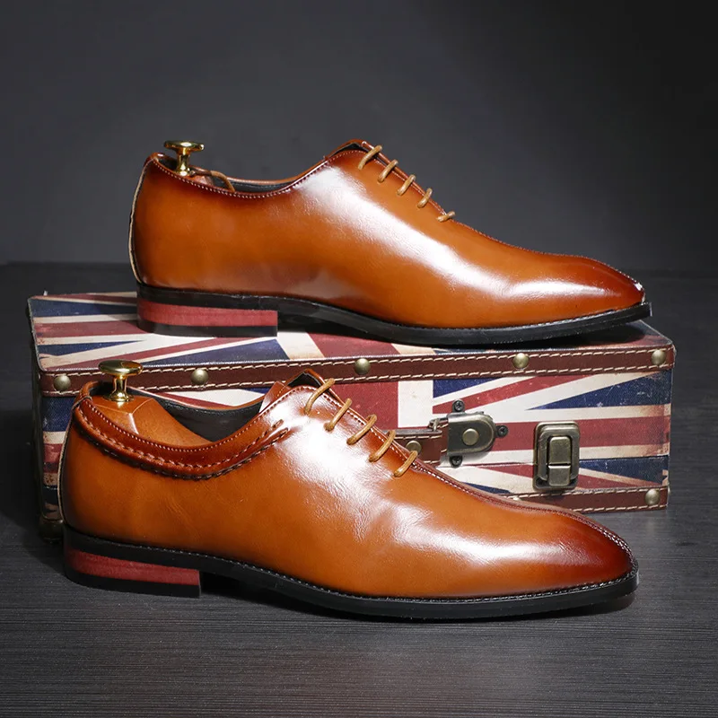 High Quality Retro Men Formal Leather Dress Shoes Pointed Toe Business Oxford Shoes Plus Size 38-48 Men Wedding Shoes
High Quality Retro Men Formal Leather Dress Shoes Pointed Toe Business Oxford Shoes Plus Size 38-48 Men Wedding Shoes