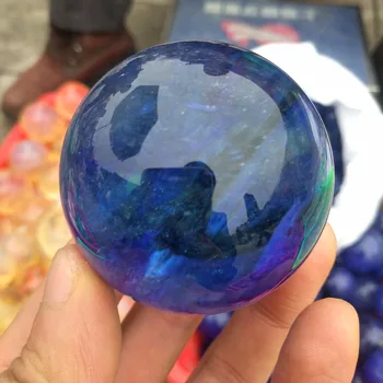 The ball of beautiful blue melting stone hand burnish can bring good luck for household adornment
The ball of beautiful blue melting stone hand burnish can bring good luck for household adornment