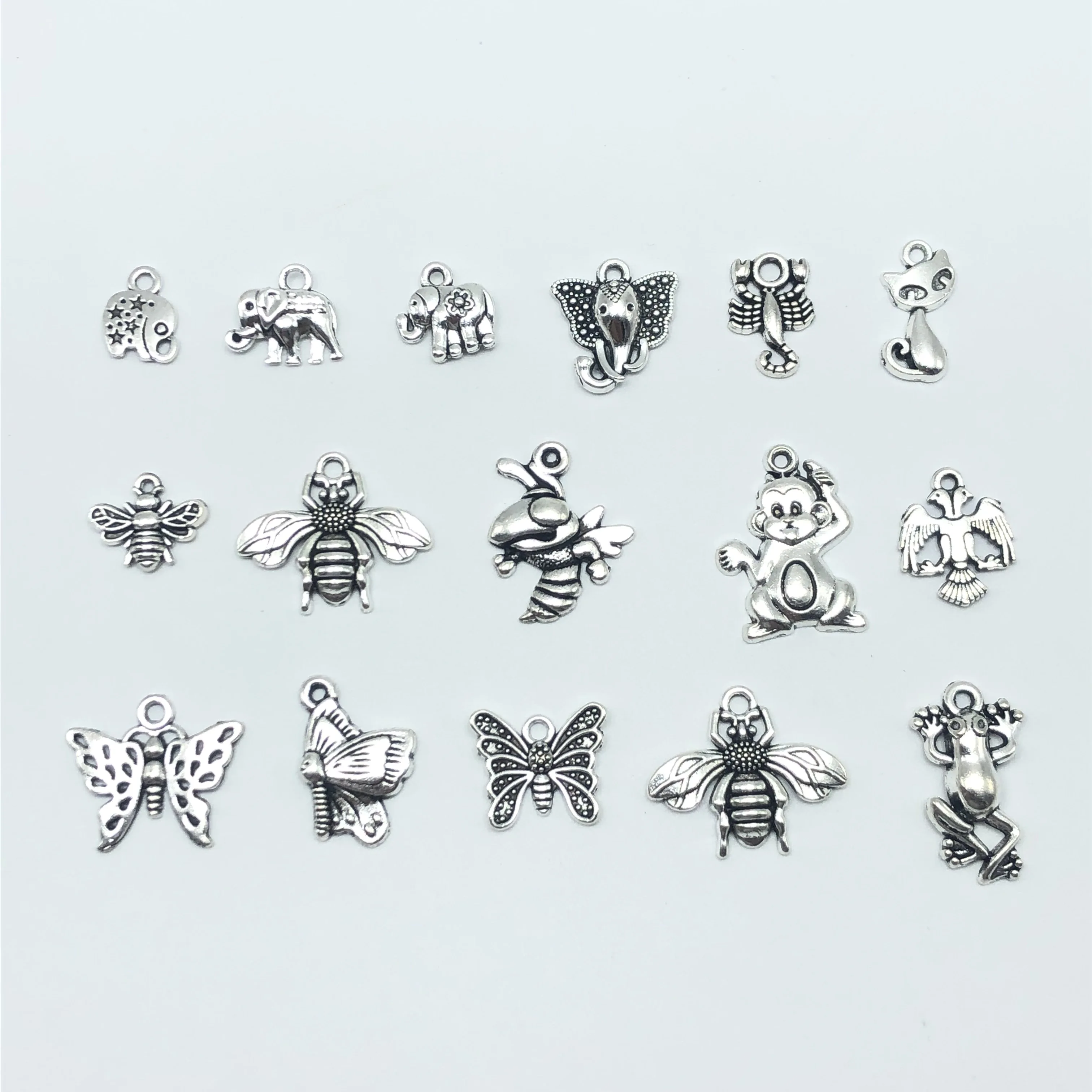 Mixed 30pcs Tibetan silver Russian two-headed eagle bees elephant butterfly frog monkey scorpion cat dragonfly Charm pendant
Mixed 30pcs Tibetan silver Russian two-headed eagle bees elephant butterfly frog monkey scorpion cat dragonfly Charm pendant